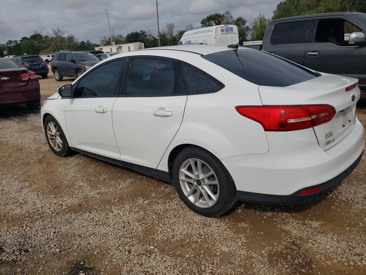 2016 Ford Focus VIN 1FADP3F21GL264768 Copart auction photo, front end damage thumbnail 2