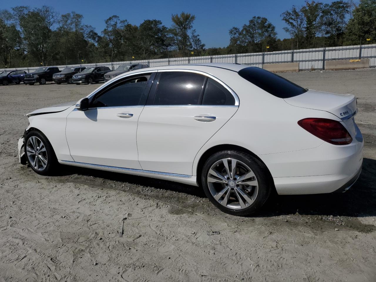 2015 Mercedes-Benz C-klasse VIN 55SWF4KB6FU020356 Copart auction photo, front end damage thumbnail 2