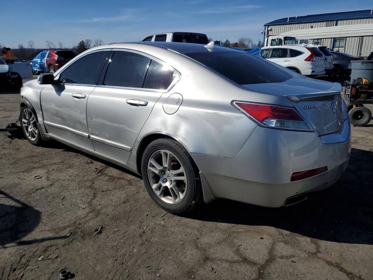 2009 Acura TL VIN 19UUA862X9A000943 Copart auction photo, side / front end damage thumbnail 2