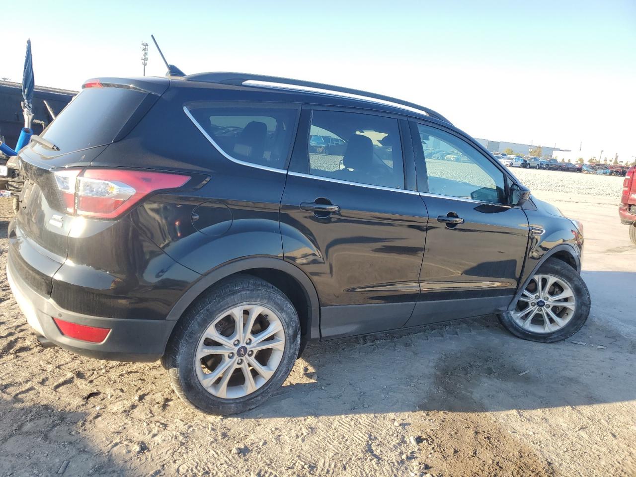 2018 Ford Escape VIN 1FMCU0HDXJUB09791 Copart auction photo, front end damage thumbnail 3