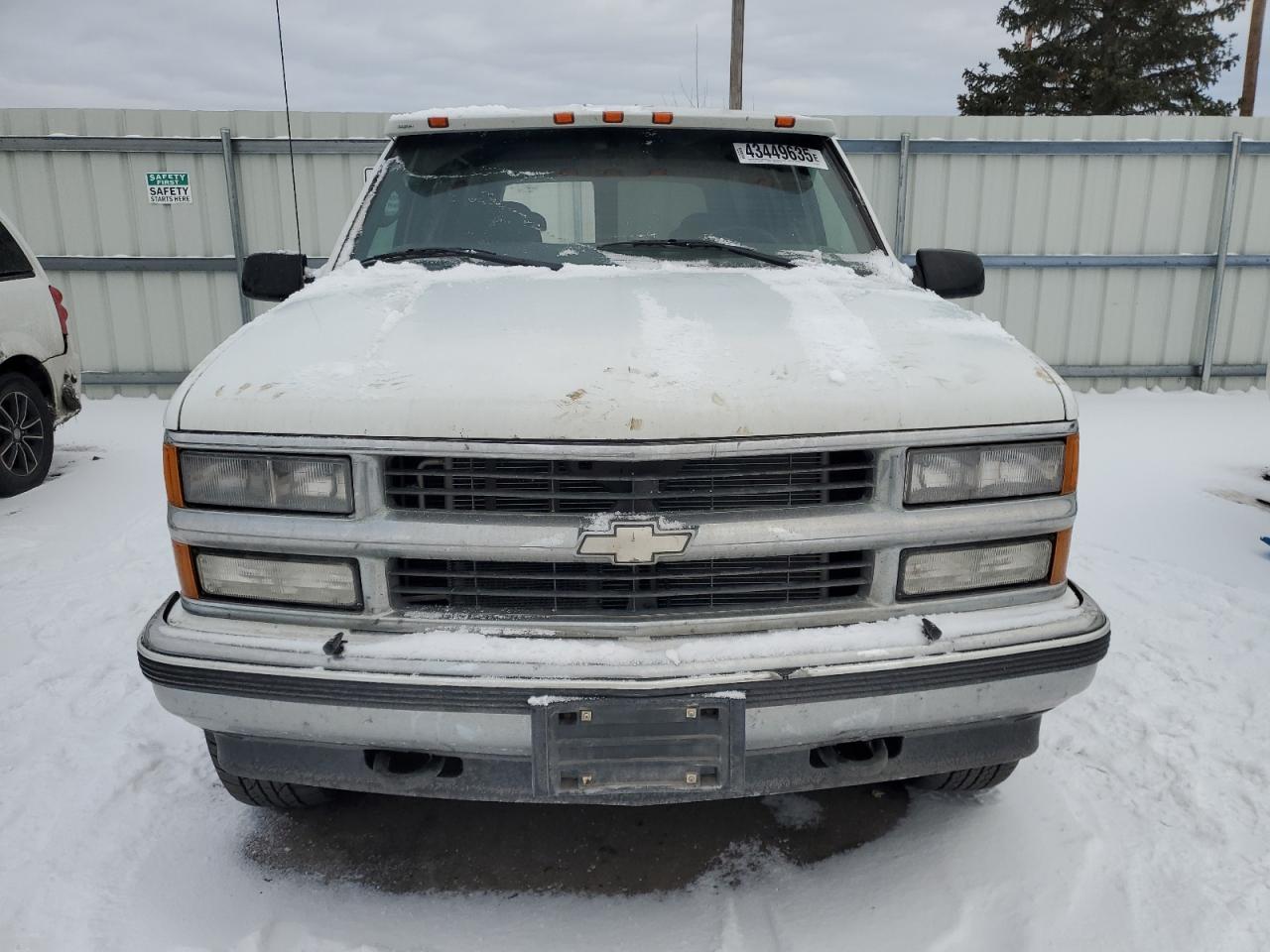 1997 Chevrolet Tahoe VIN 1GNEK13R7VJ362707 Copart auction photo, rear end damage thumbnail 5