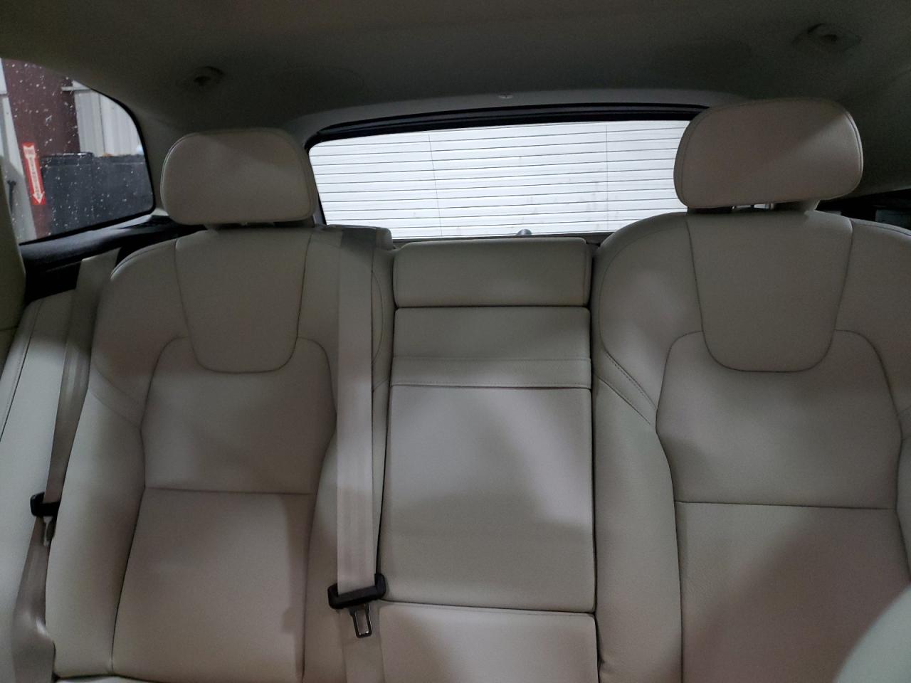 2019 Volvo XC60 VIN YV4A22RL3K1301167 Copart auction photo, undercarriage damage thumbnail 10