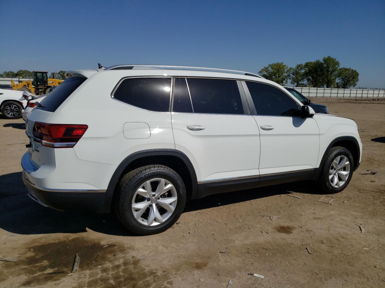 2018 Volkswagen Atlas VIN 1V2MR2CA1JC554931 Copart auction photo, rear end damage thumbnail 3