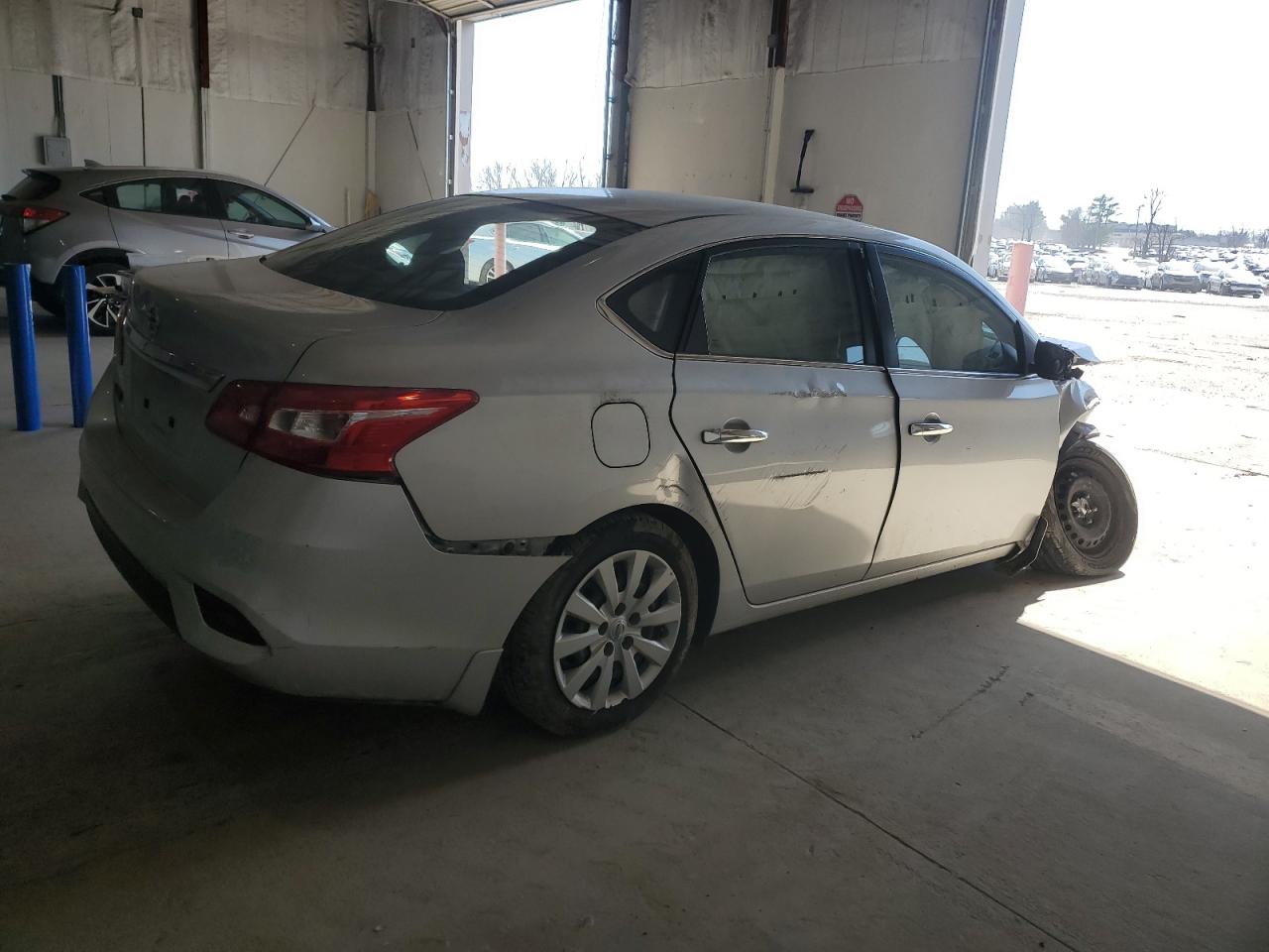 2016 Nissan Sentra VIN 3N1AB7AP6GY287737 Copart auction photo, front end / side damage thumbnail 3