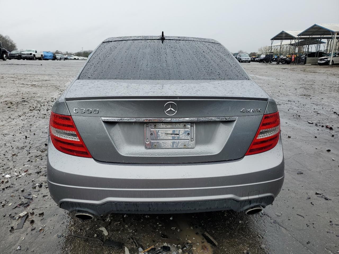 2012 Mercedes-Benz C-klasse VIN WDDGF8BB3CR196788 Copart auction photo, front end damage thumbnail 6