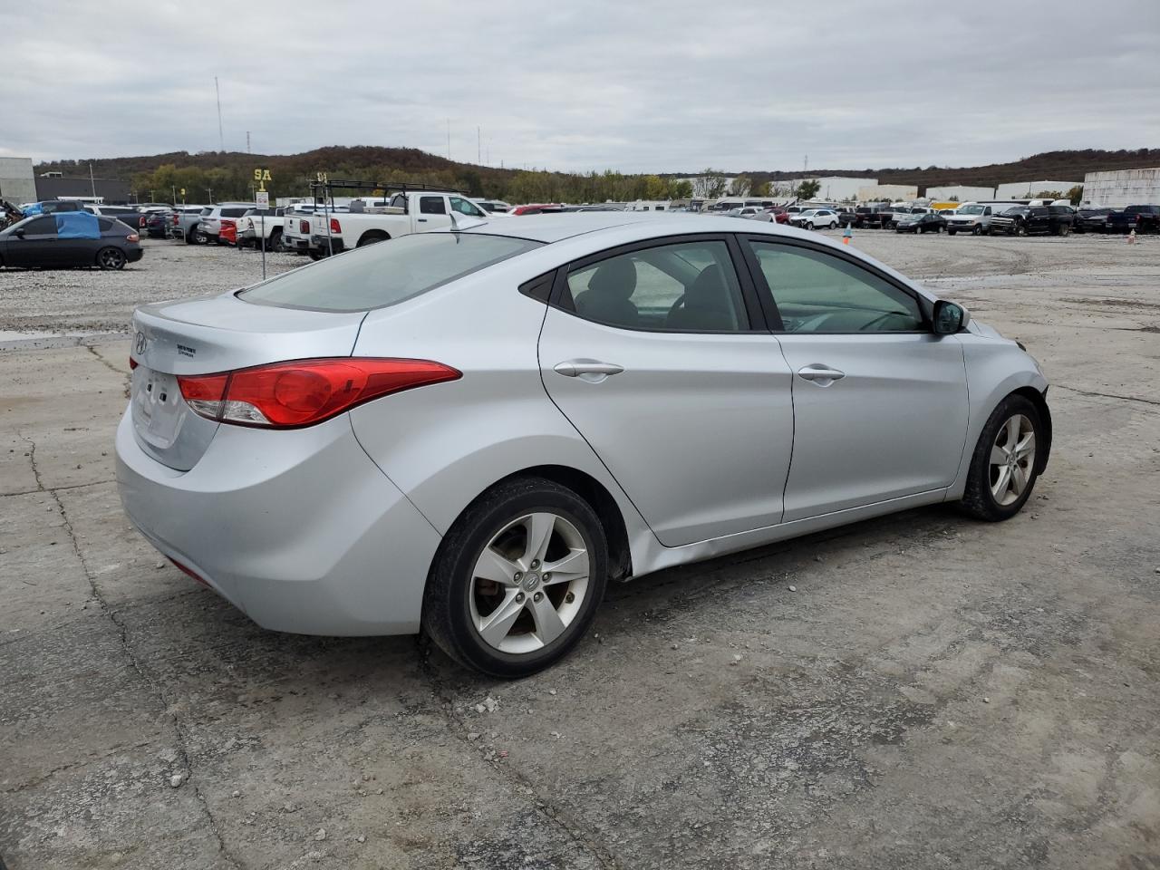 2013 Hyundai Elantra VIN 5NPDH4AE6DH331959 Copart auction photo, front end / minor dent/scratches damage thumbnail 3