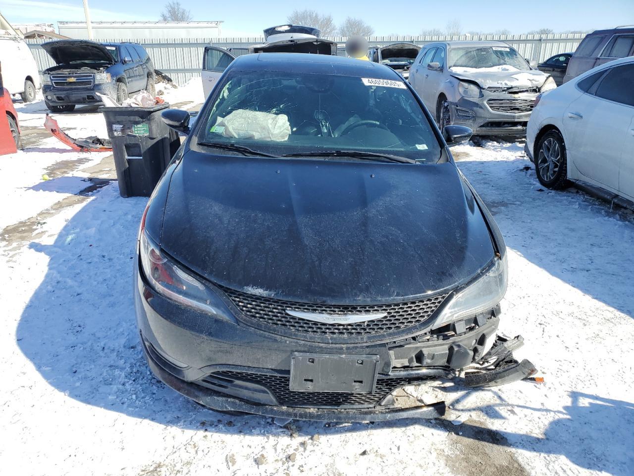 2015 Chrysler 200 VIN 1C3CCCDG5FN664887 Copart auction photo, side / front end damage thumbnail 5
