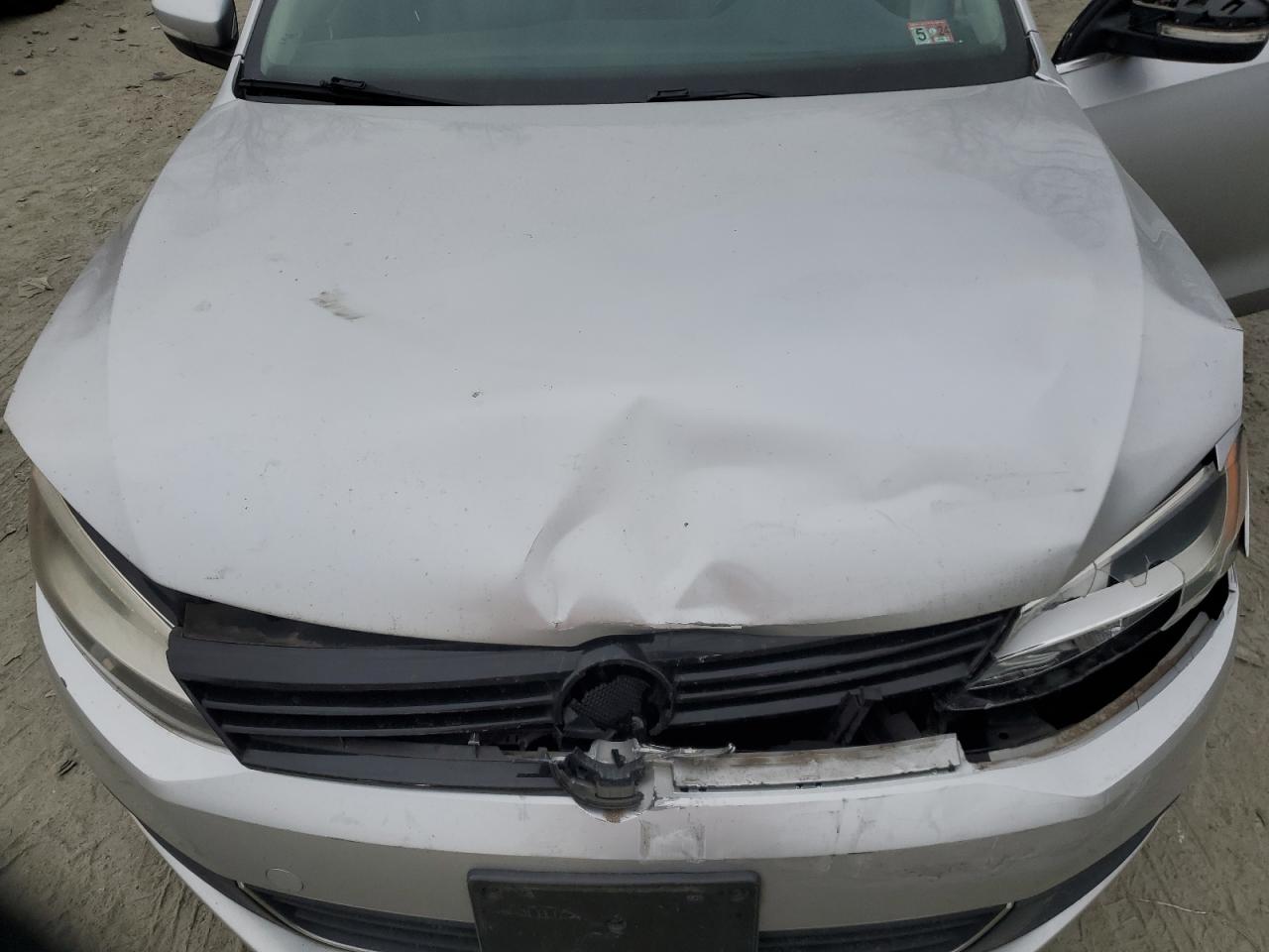 2014 Volkswagen Jetta VIN 3VWD17AJ8EM221717 Copart auction photo, front end damage thumbnail 12