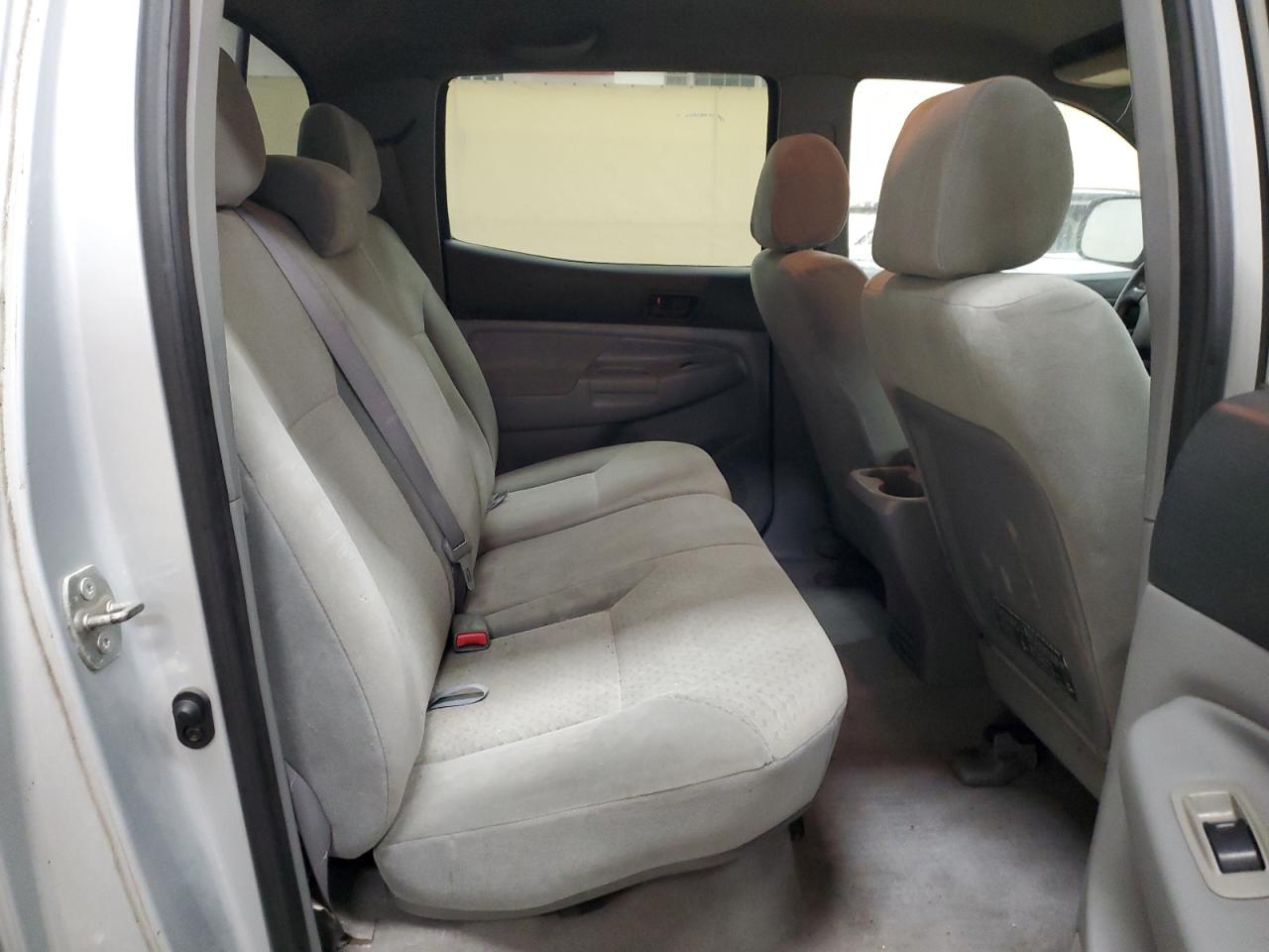2005 Toyota Tacoma VIN 5TELU42N95Z044961 Copart auction photo, front end / minor dent/scratches damage thumbnail 10