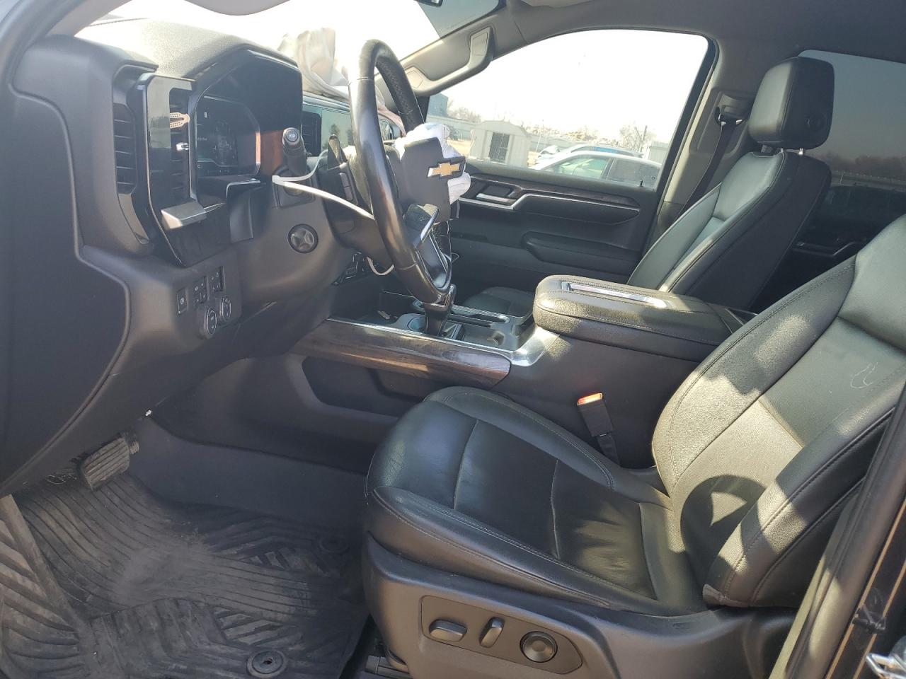 2022 Chevrolet Silverado VIN 1GCUDGEDXNZ625566 Copart auction photo, front end / top/roof damage thumbnail 7