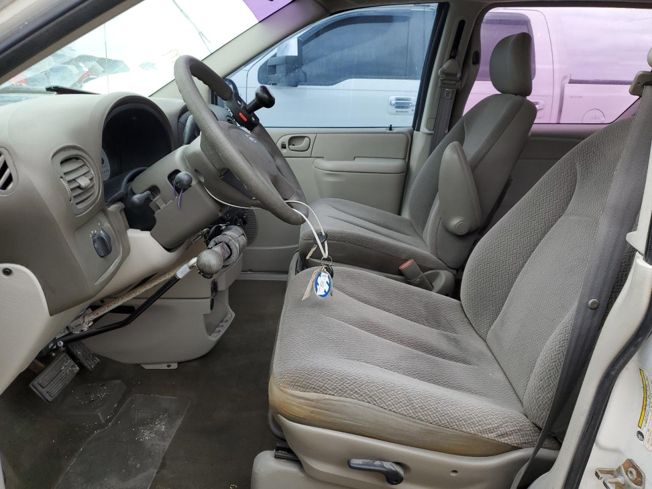 2005 Dodge Caravan VIN 1D4GP25R65B349143 Copart auction photo, water/flood / minor dent/scratches damage thumbnail 7