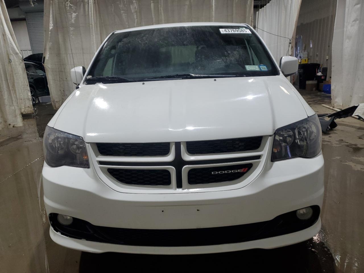 2020 Dodge Caravan VIN 2C4RDGEG9LR169180 Copart auction photo, rear end damage thumbnail 5