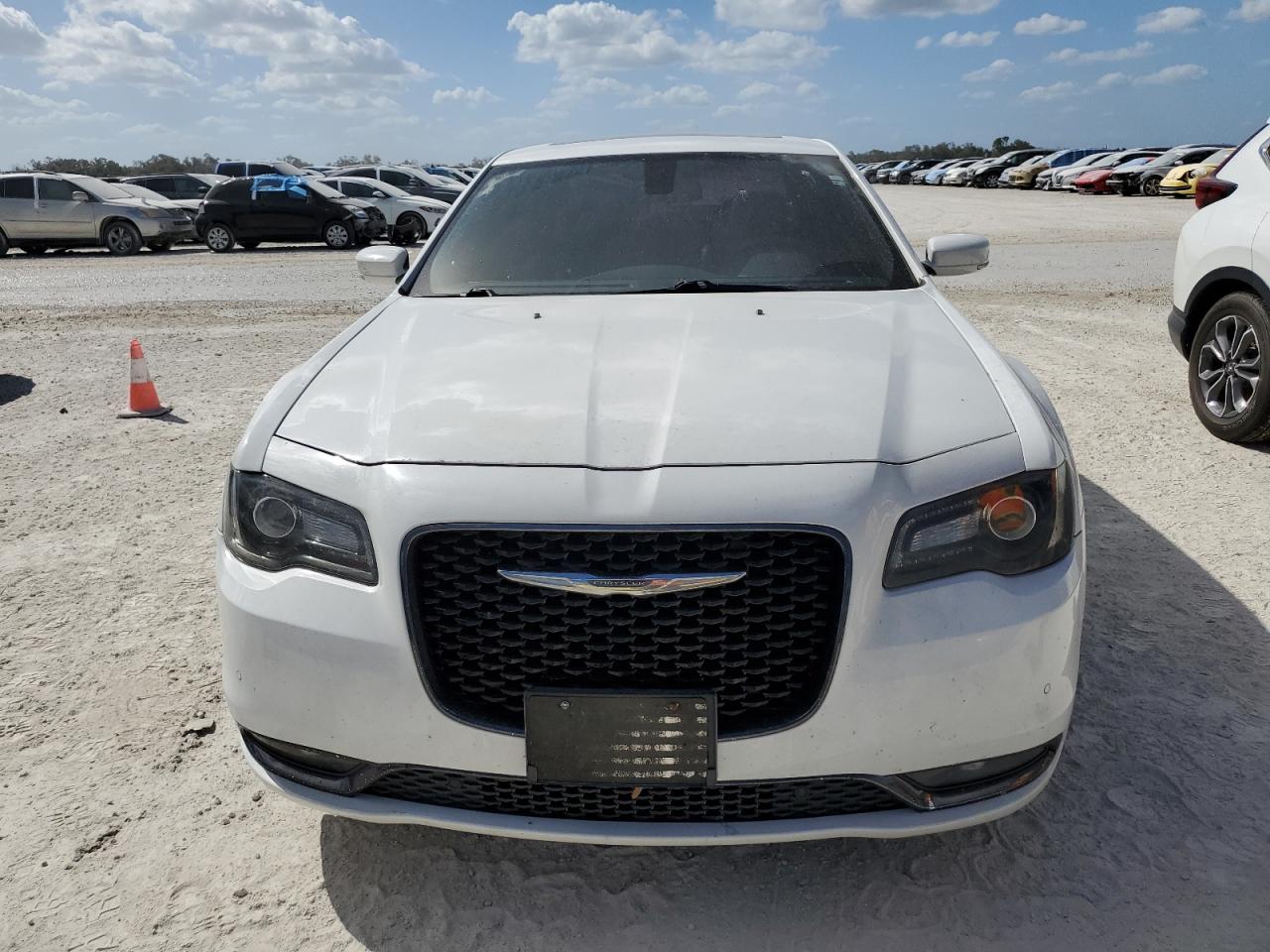 2015 Chrysler 300 VIN 2C3CCAGG2FH743815 Copart auction photo, water/flood damage thumbnail 5