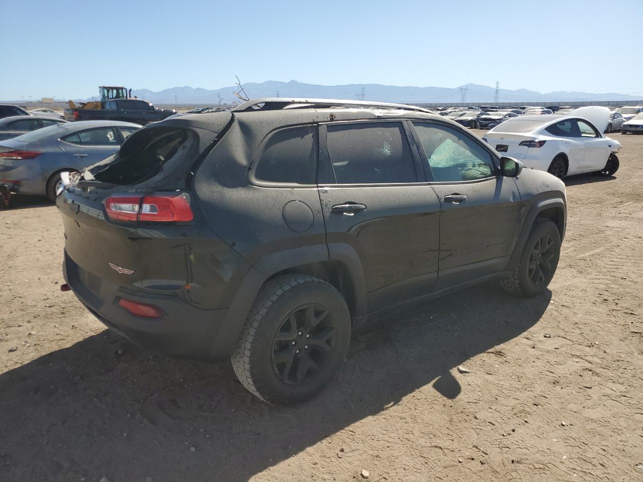 2016 Jeep Cherokee VIN 1C4PJMBB5GW366190 Copart auction photo, all over damage thumbnail 3