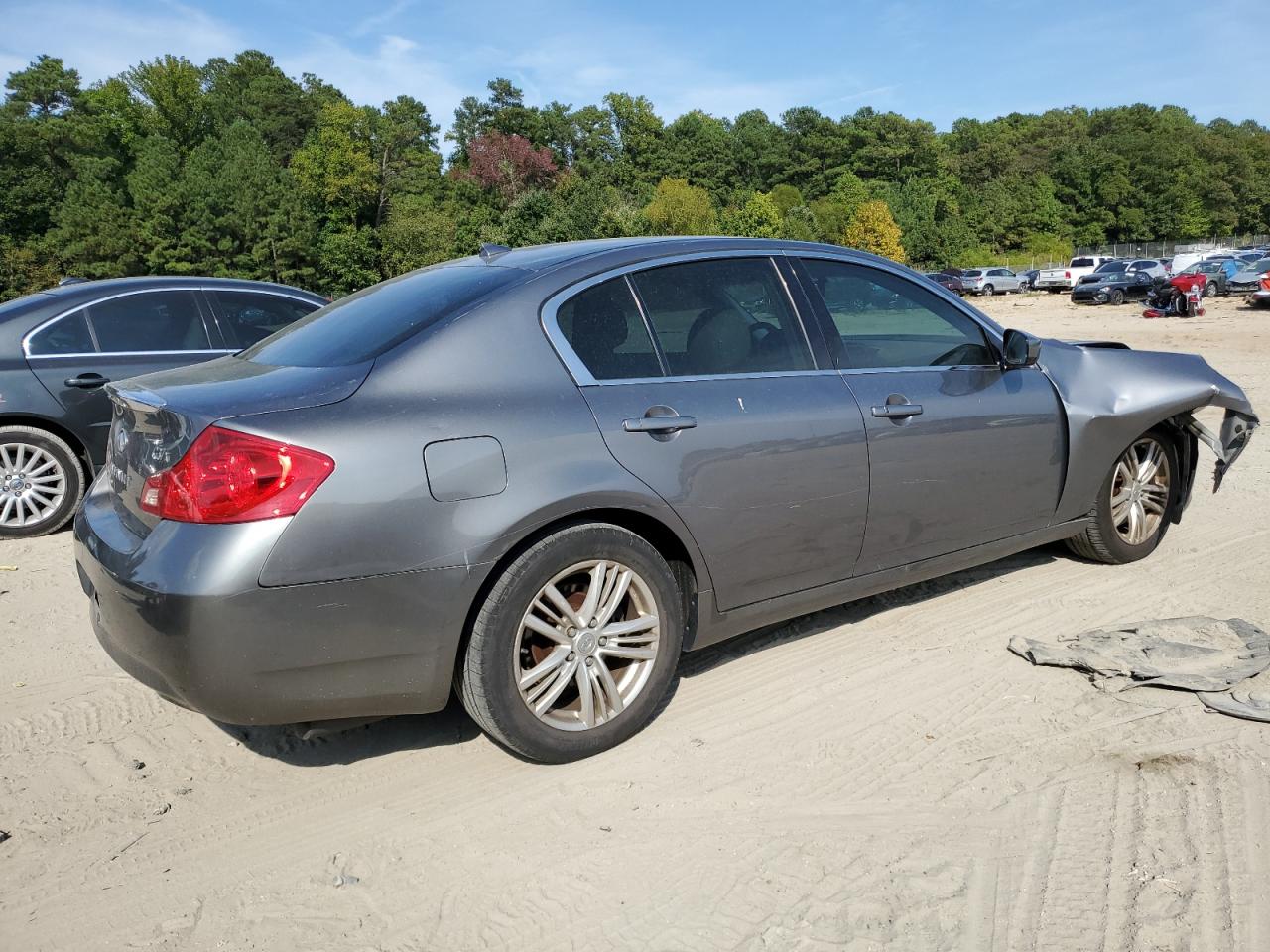 2012 Infiniti G VIN JN1CV6AR8CM675710 Copart auction photo, front end / minor dent/scratches damage thumbnail 3