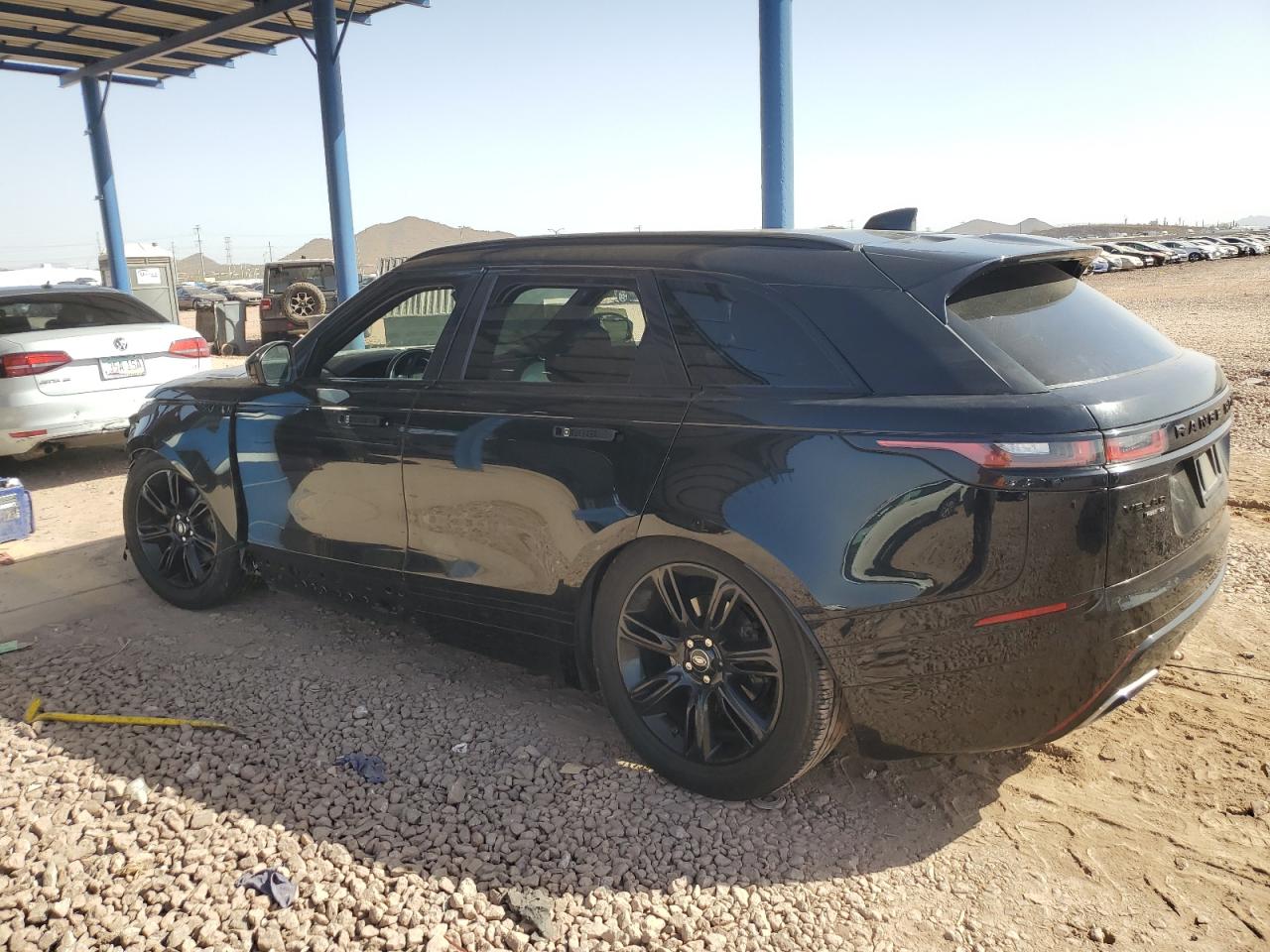 2018 Land Rover Range Rover VIN SALYL2RVXJA749588 Copart auction photo, normal wear damage thumbnail 2