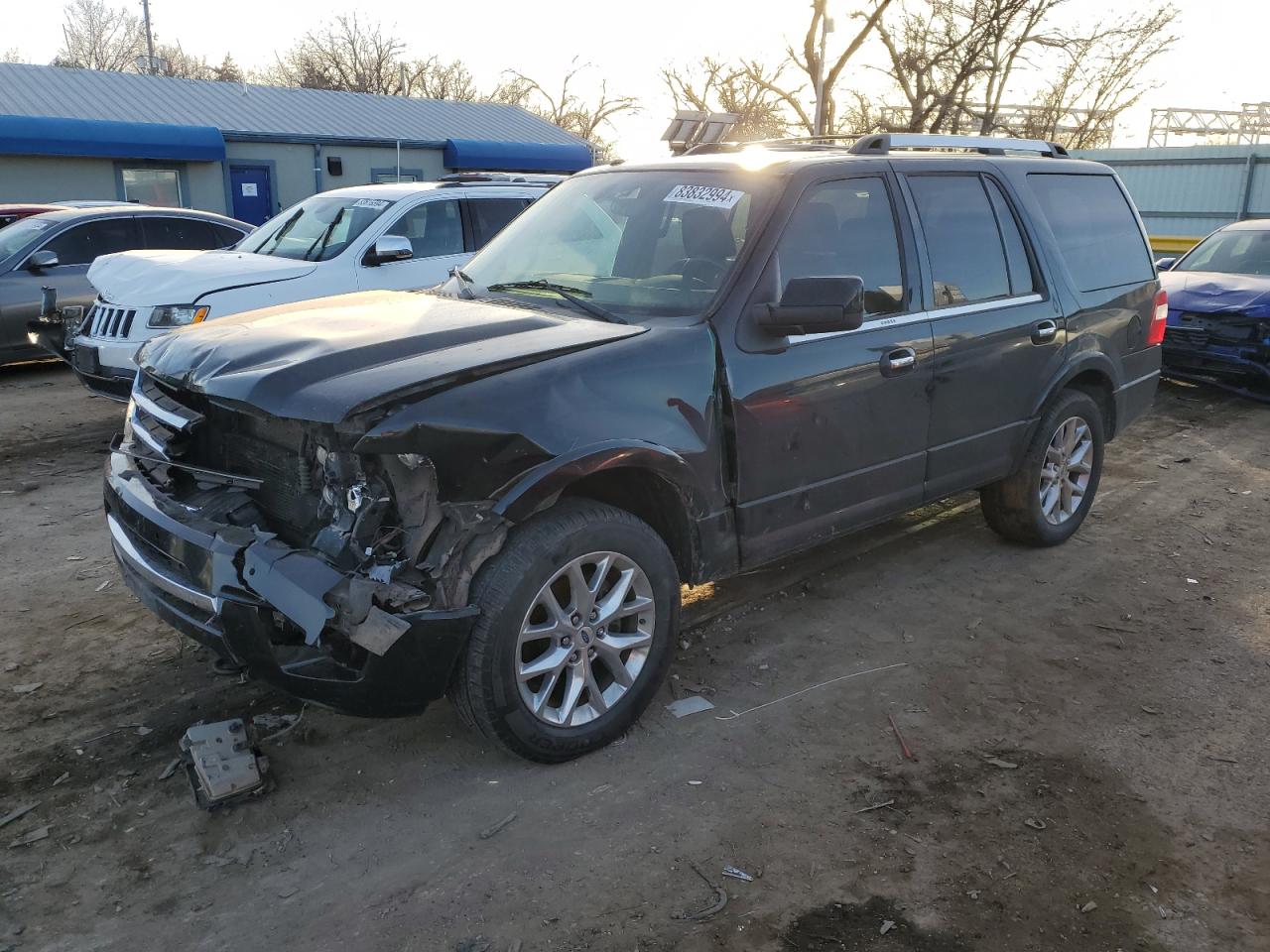 2015 Ford Expedition VIN 1FMJU2AT8FEF31872