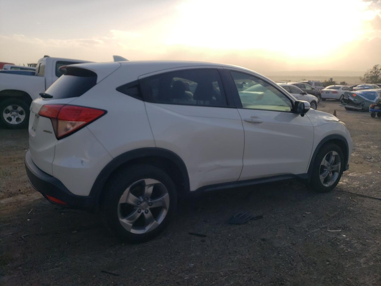 2016 Honda HR-V VIN 3CZRU6H52GM765212 Copart auction photo, front end damage thumbnail 3