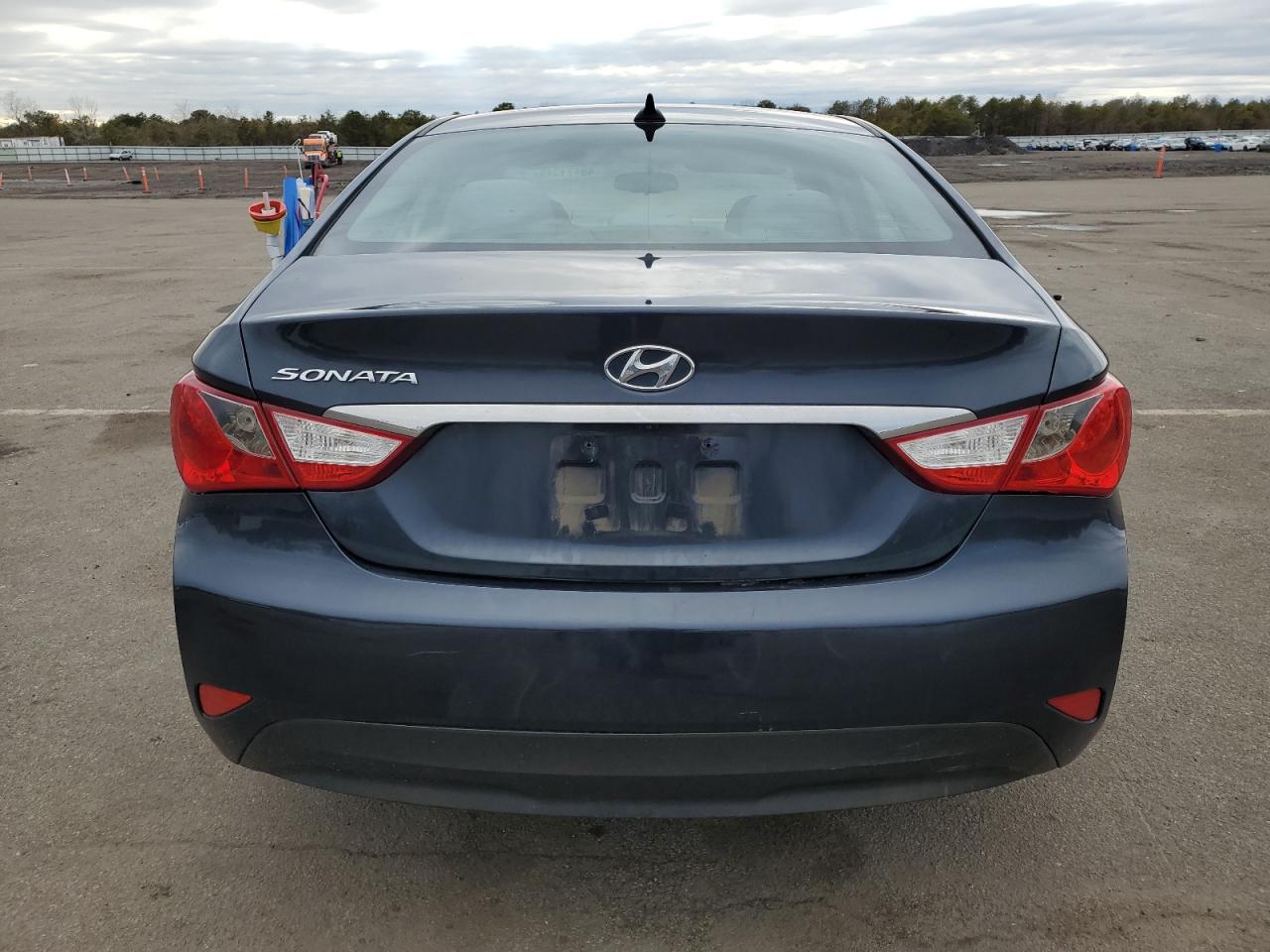 2014 Hyundai Sonata VIN 5NPEB4AC5EH836820 Copart auction photo, front end / side damage thumbnail 6