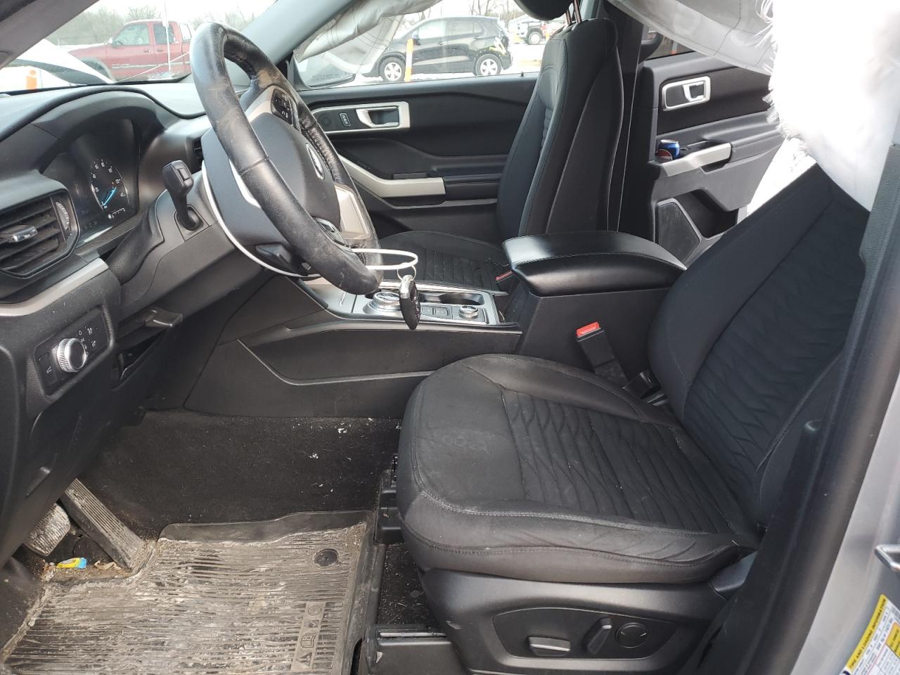 2020 Ford Explorer VIN 1FMSK8DH3LGC77749 Copart auction photo, side / front end damage thumbnail 7