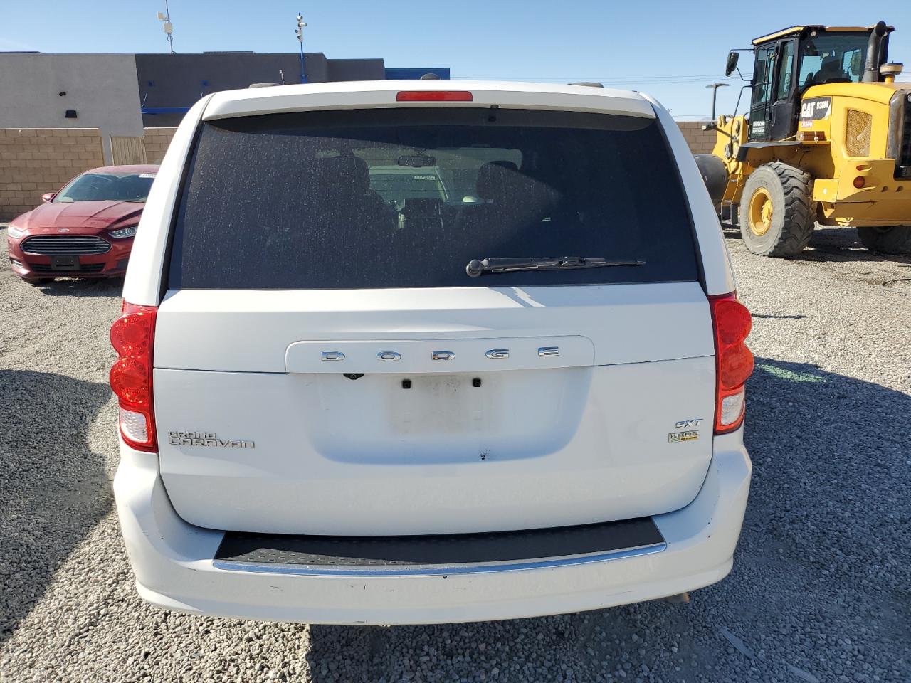 2017 Dodge Caravan VIN 2C4RDGCG4HR712901 Copart auction photo, minor dent/scratches damage thumbnail 6