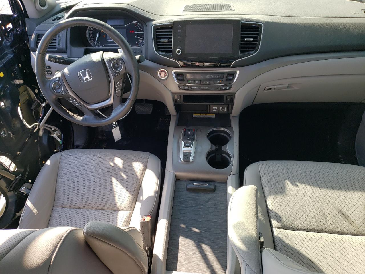 2022 Honda Ridgeline VIN 5FPYK3F72NB029941 Copart auction photo, stripped damage thumbnail 8