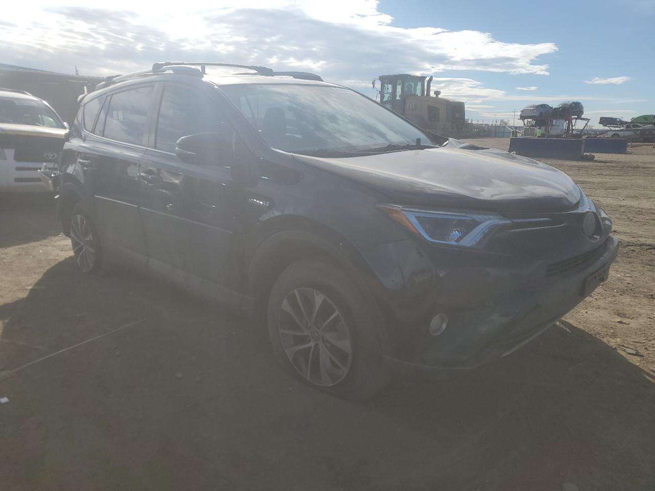 2018 Toyota RAV 4 VIN JTMRJREV9JD176293 Copart auction photo, all over damage thumbnail 4