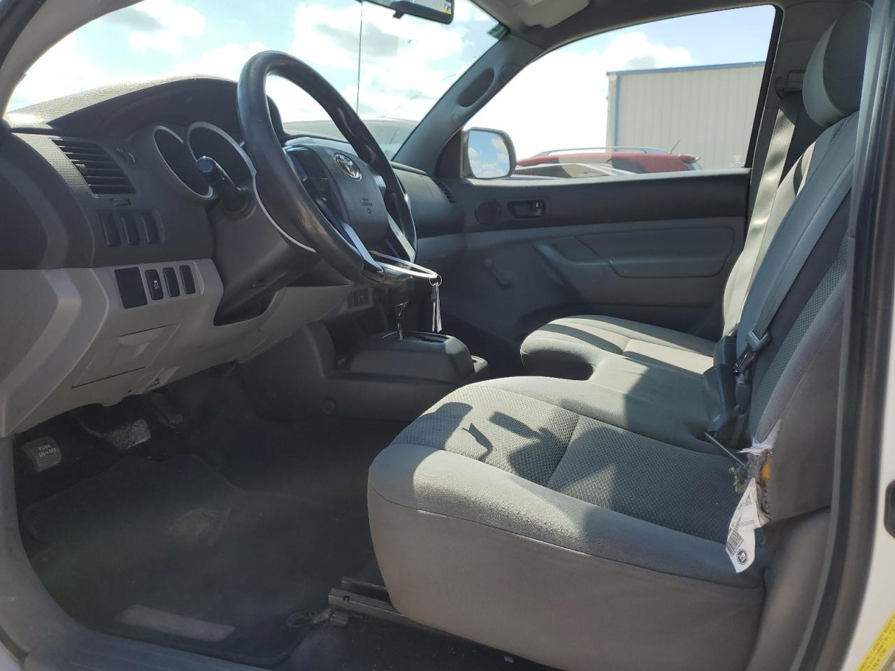 2012 Toyota Tacoma VIN 5TFNX4CN7CX013517 Copart auction photo, front end / minor dent/scratches damage thumbnail 7