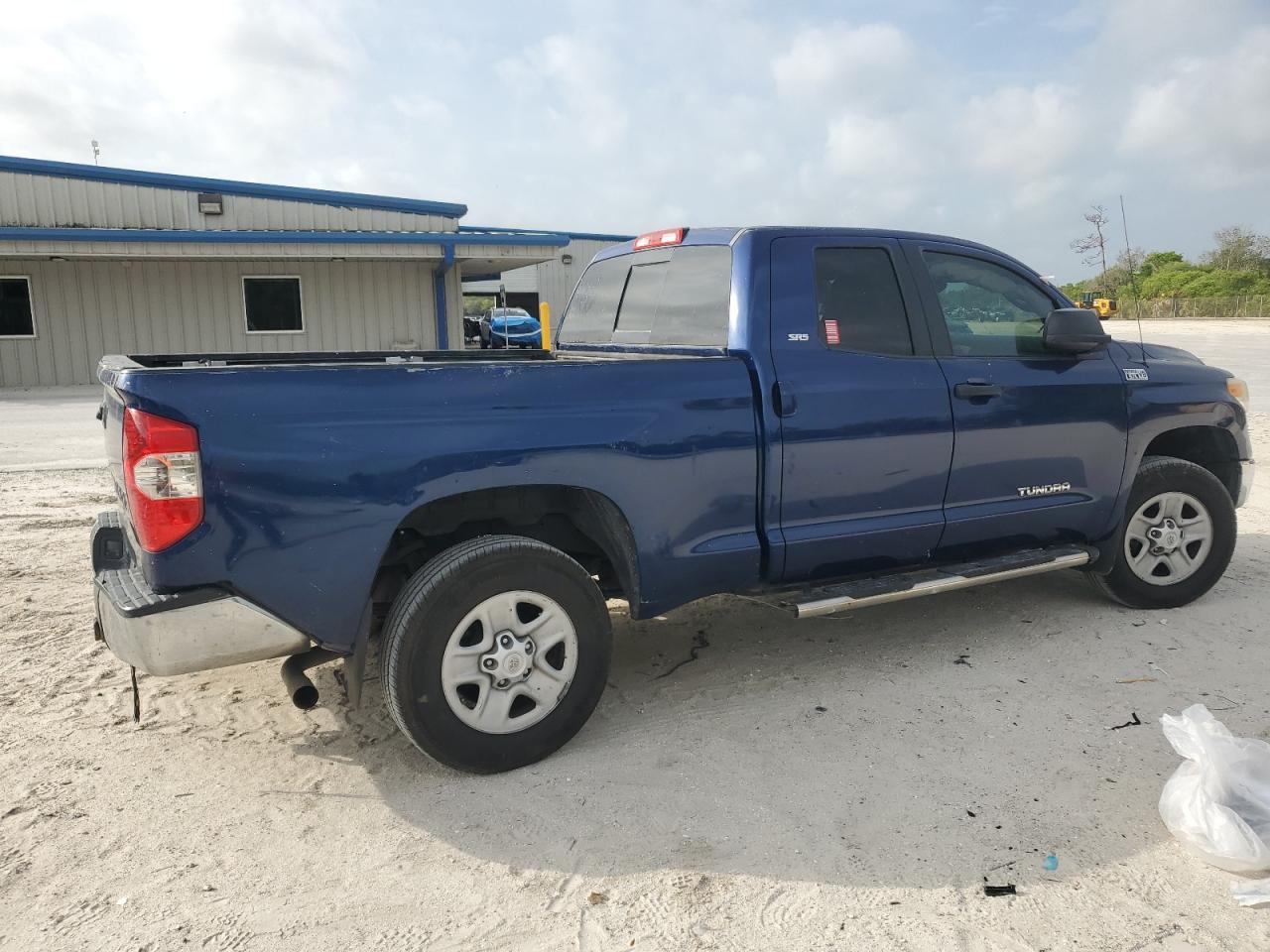 2014 Toyota Tundra VIN 5TFRY5F12EX171635 Copart auction photo, front end damage thumbnail 3