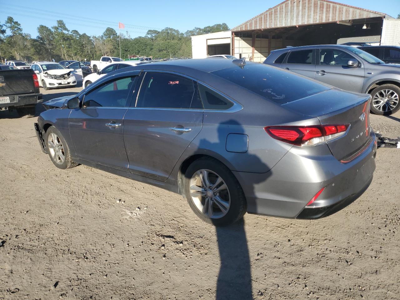 2018 Hyundai Sonata VIN 5NPE34AF6JH645277 Copart auction photo, front end damage thumbnail 2