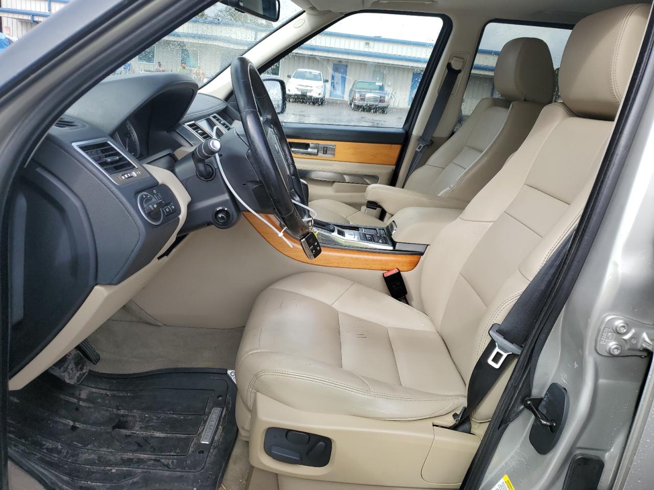 2012 Land Rover Range Rover VIN SALSF2D47CA740099 Copart auction photo, normal wear damage thumbnail 7