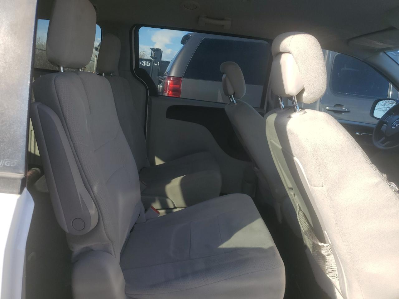 2012 Dodge Caravan VIN 2C4RDGBG1CR292251 Copart auction photo, front end damage thumbnail 11