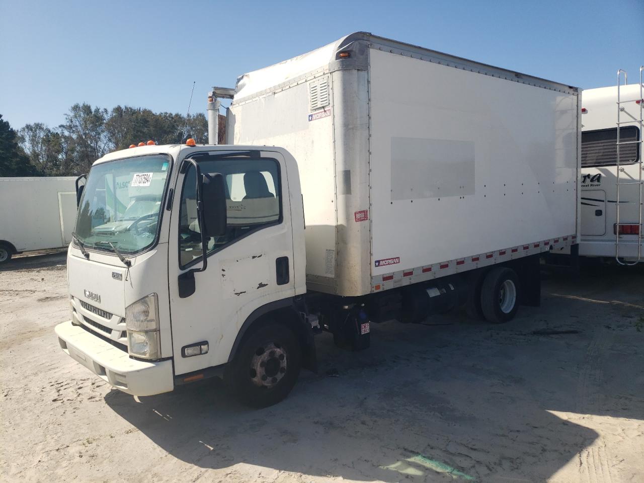 2016 Isuzu NPR VIN JALB4W170G7F00609 - Copart auction photo