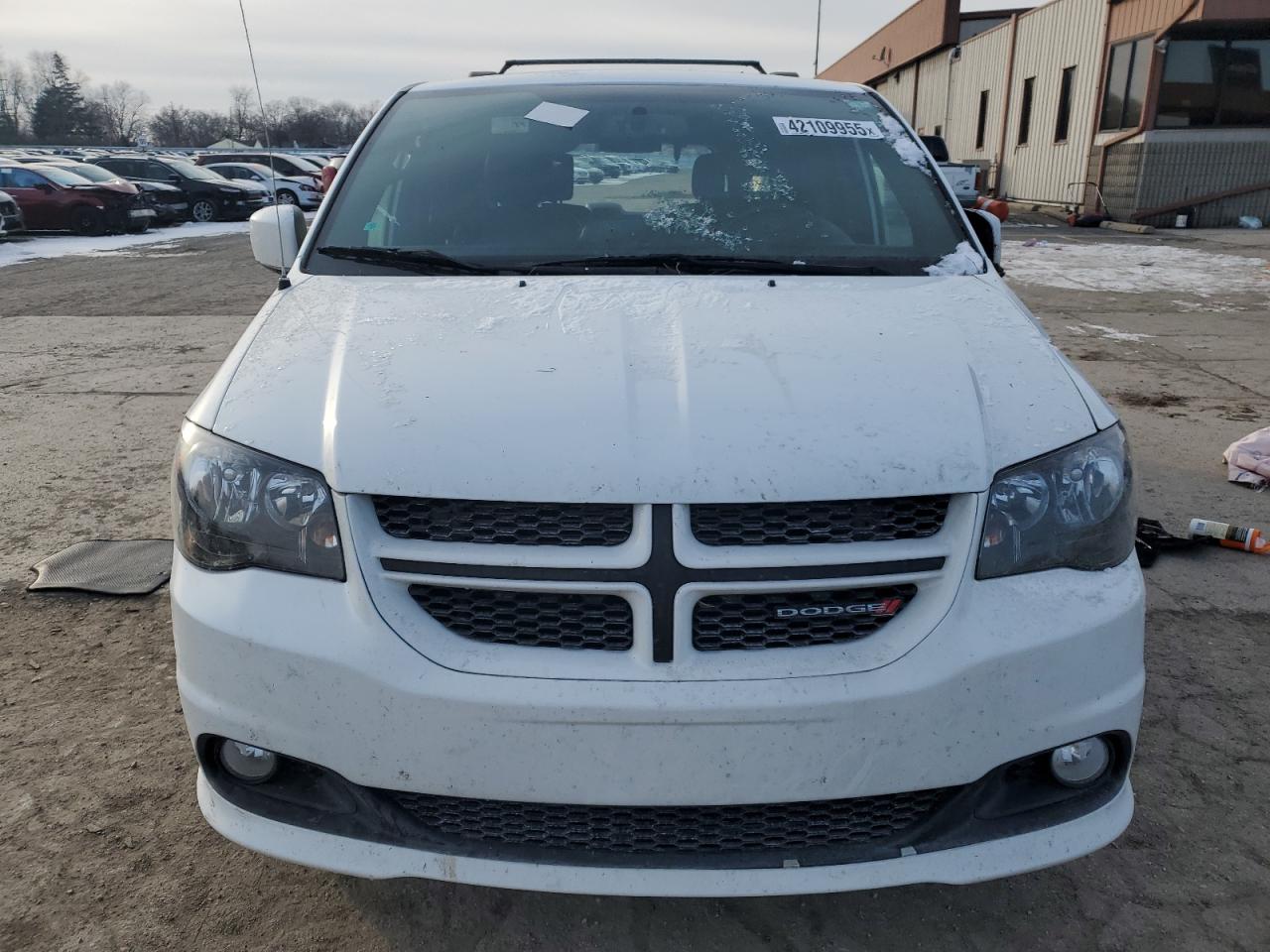 2017 Dodge Caravan VIN 2C4RDGEG7HR755352 Copart auction photo, rollover damage thumbnail 5