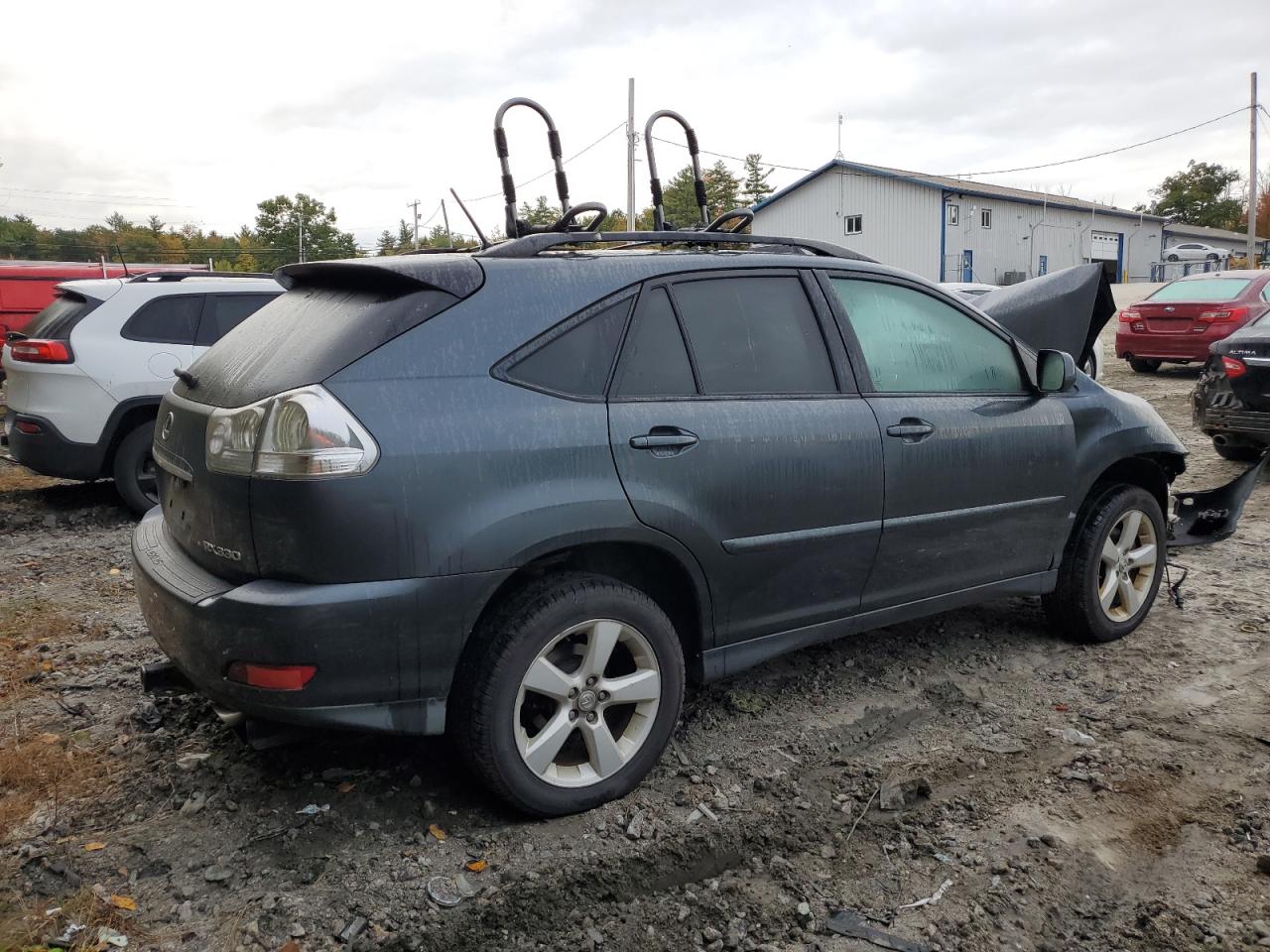 2005 Lexus RX VIN 2T2HA31U35C074606 Copart auction photo, front end / minor dent/scratches damage thumbnail 3