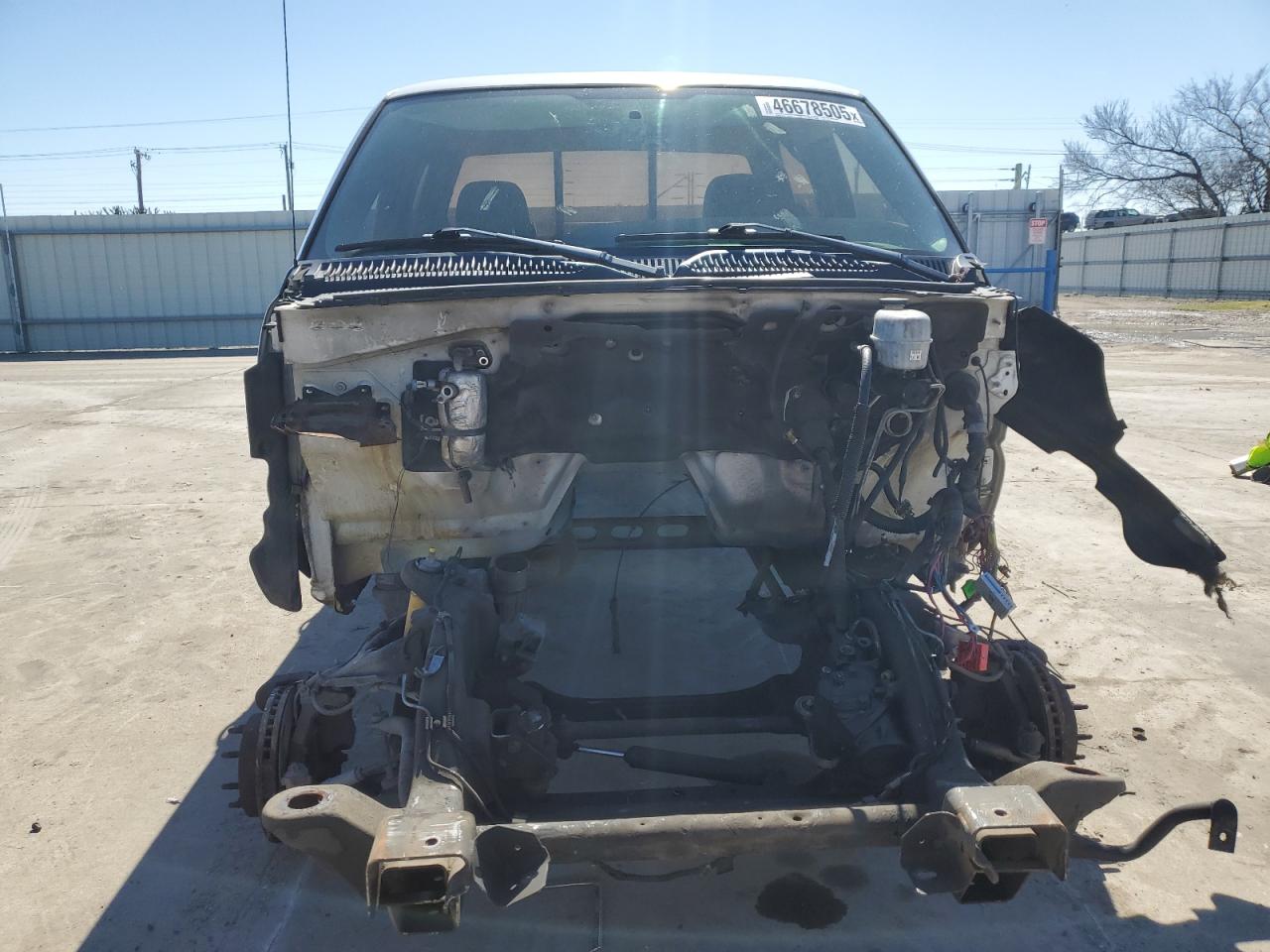 2006 Chevrolet Silverado VIN 1GCHC23D56F251980 Copart auction photo, front end / side damage thumbnail 5