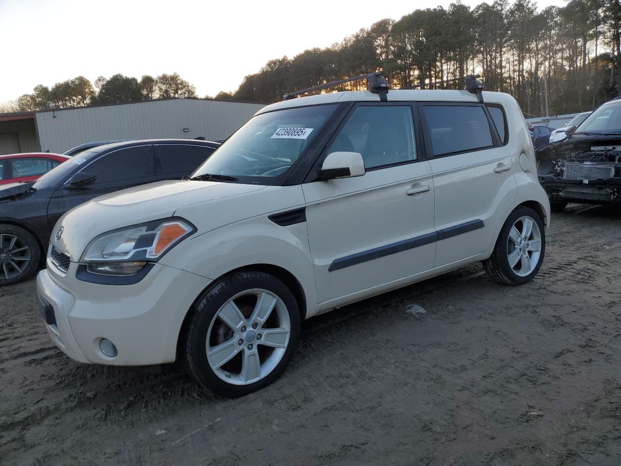 2011 KIA Soul VIN KNDJT2A23B7341121