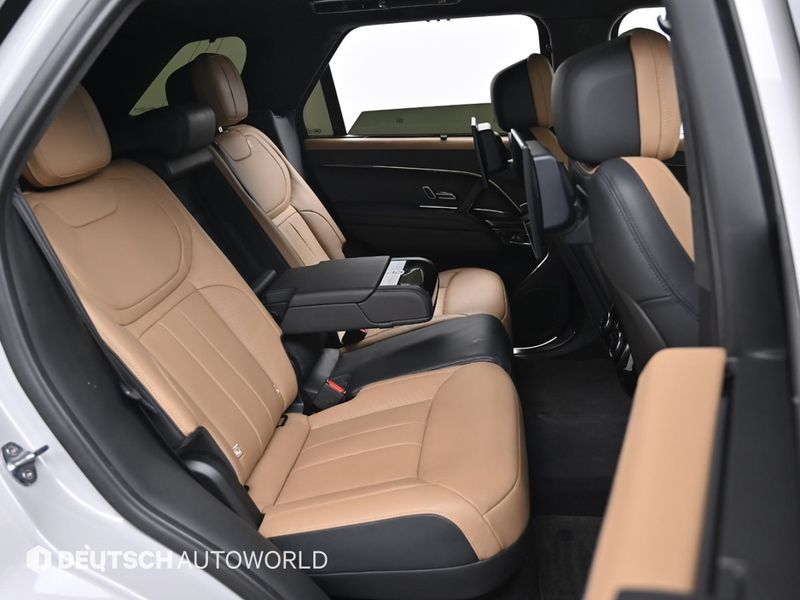 2023 Land Rover Range rover sport VIN SAL1A2BUXPA108409 Encar auction photo thumbnail 12