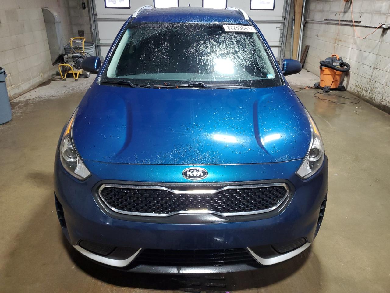 2019 KIA Niro VIN KNDCB3LC8K5335589 Copart auction photo, front end damage thumbnail 5
