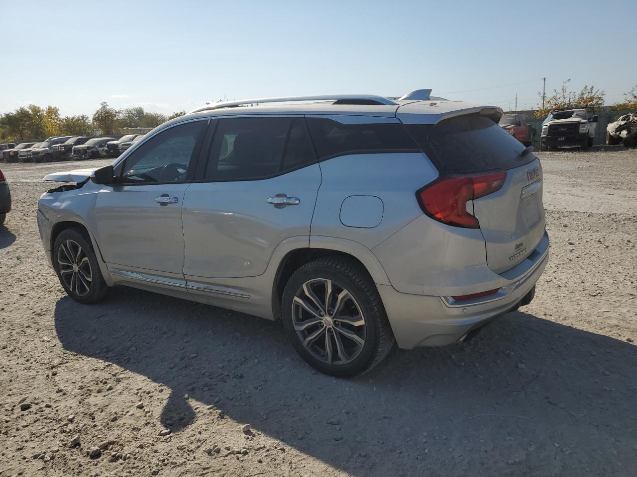 2018 GMC Terrain VIN 3GKALXEXXJL136946 Copart auction photo, front end / minor dent/scratches damage thumbnail 2