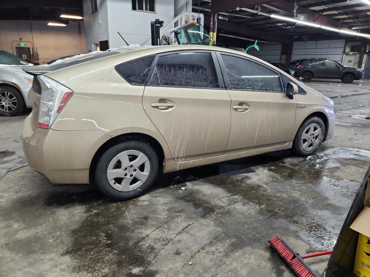 2010 Toyota Prius VIN JTDKN3DU4A0038907 Copart auction photo, front end damage thumbnail 3