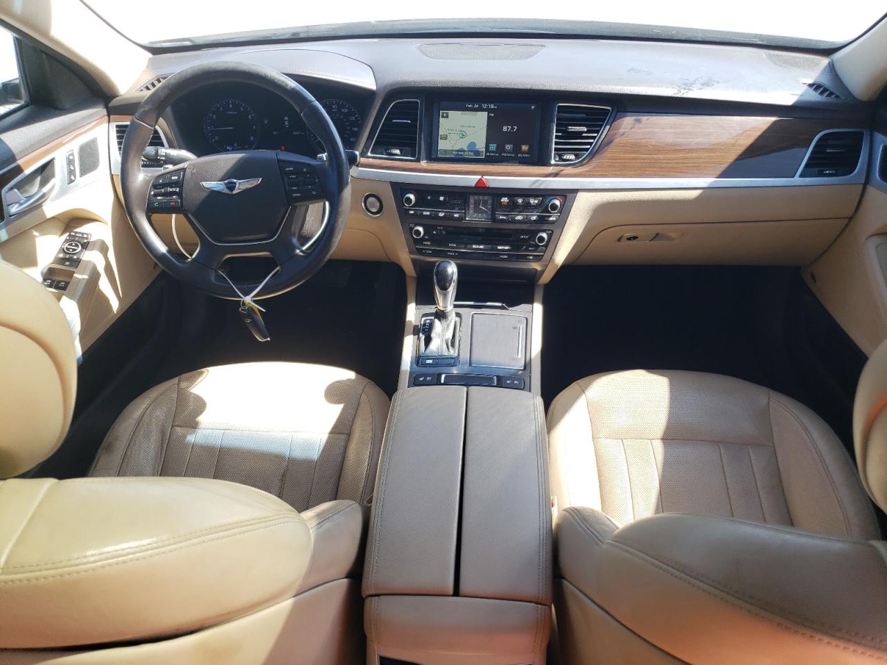 2015 Hyundai Genesis VIN KMHGN4JE6FU032949 Copart auction photo, front end / minor dent/scratches damage thumbnail 8
