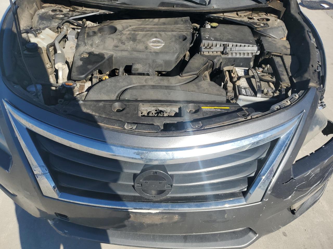 2015 Nissan Altima VIN 1N4AL3AP5FN313118 Copart auction photo, front end / side damage thumbnail 11