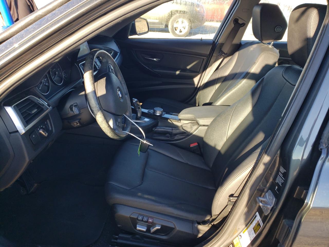 2018 BMW 3er VIN WBA8A3C58JA491872 Copart auction photo, front end / minor dent/scratches damage thumbnail 7