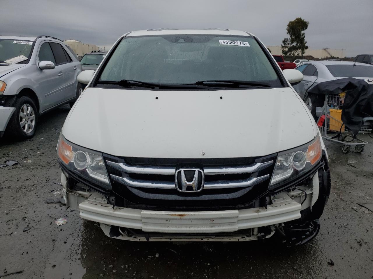 2014 Honda Odyssey VIN 5FNRL5H60EB115310 Copart auction photo, front end damage thumbnail 5