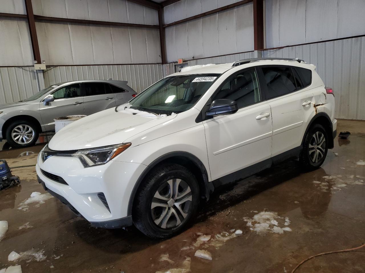 2017 Toyota RAV 4 VIN JTMBFREV6HJ124621