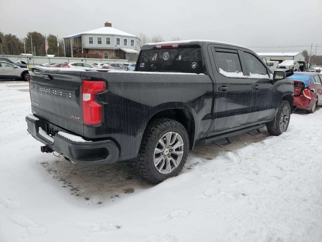 2022 Chevrolet Silverado VIN 1GCUDEED4NZ524396 Copart auction photo, front end damage thumbnail 3
