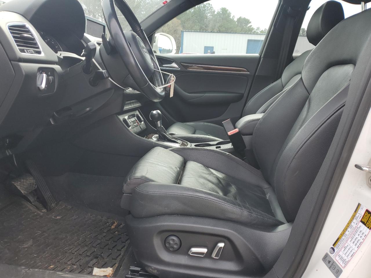 2016 Audi Q3 VIN WA1EFCFS3GR024789 Copart auction photo, rear end / minor dent/scratches damage thumbnail 7