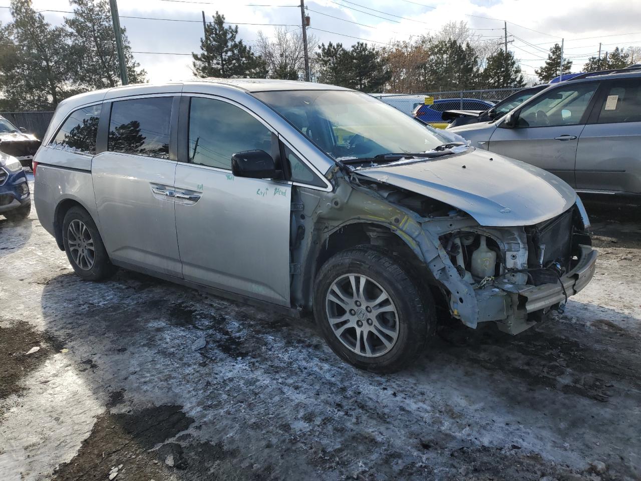 2012 Honda Odyssey VIN 5FNRL5H62CB025881 Copart auction photo, front end damage thumbnail 4