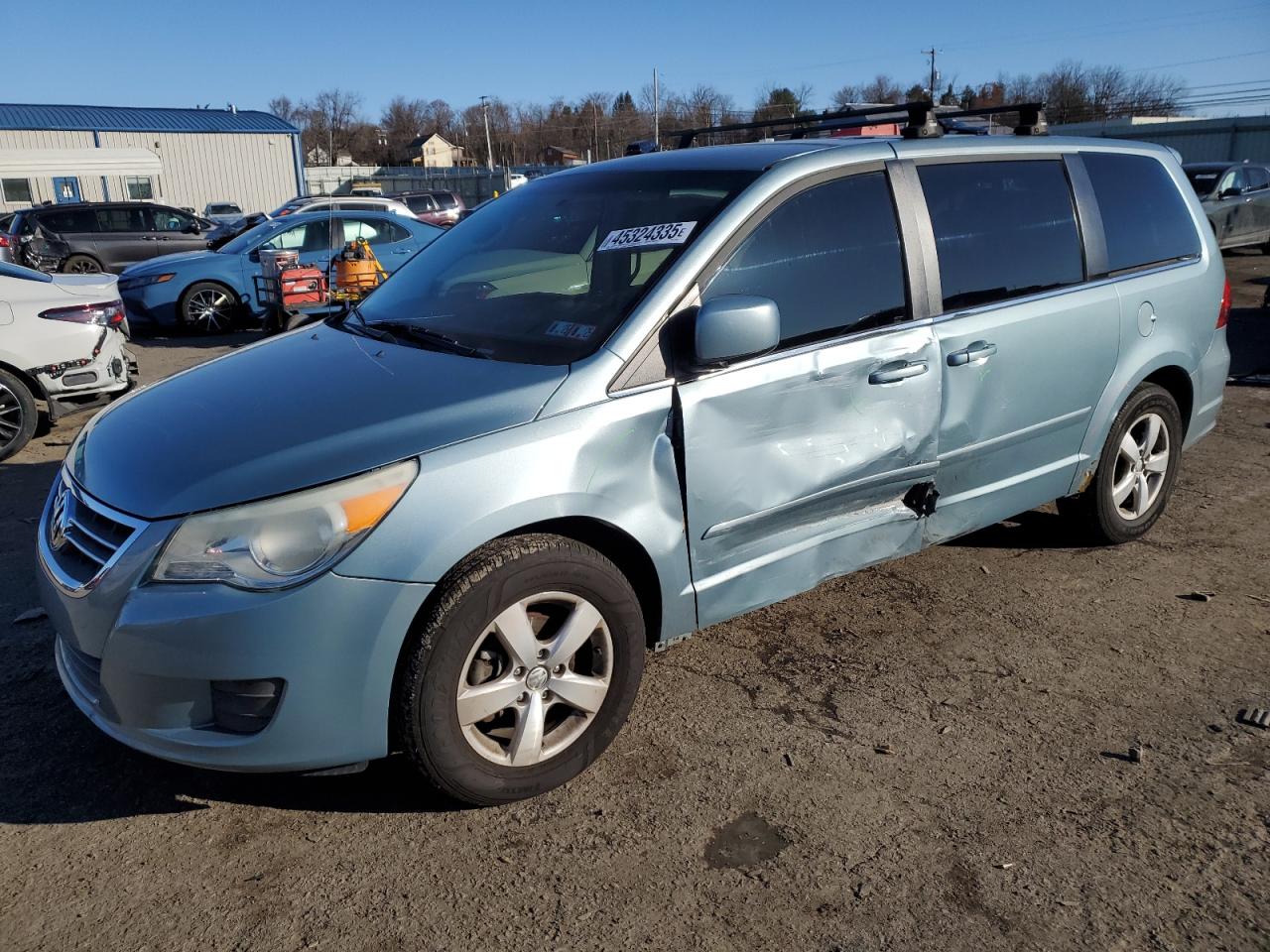 2010 Volkswagen Routan VIN 2V4RW3D15AR324665
